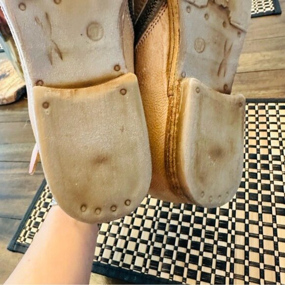 A.S. 98 Zada Tan Cut Out Booties Size 7 – Leather Ankle Boots NWOB - Picture 12 of 15